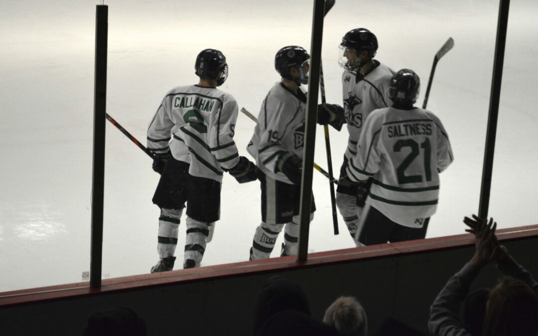 Old-Time Hockey Prevails In “Barn’s” Final Sendoff