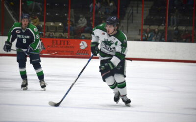 Kenny Scores Shorthanded As Bulls Come Up Short