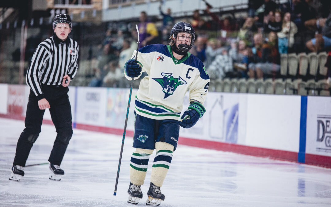 Carter Bollinger Commits to UW Stout