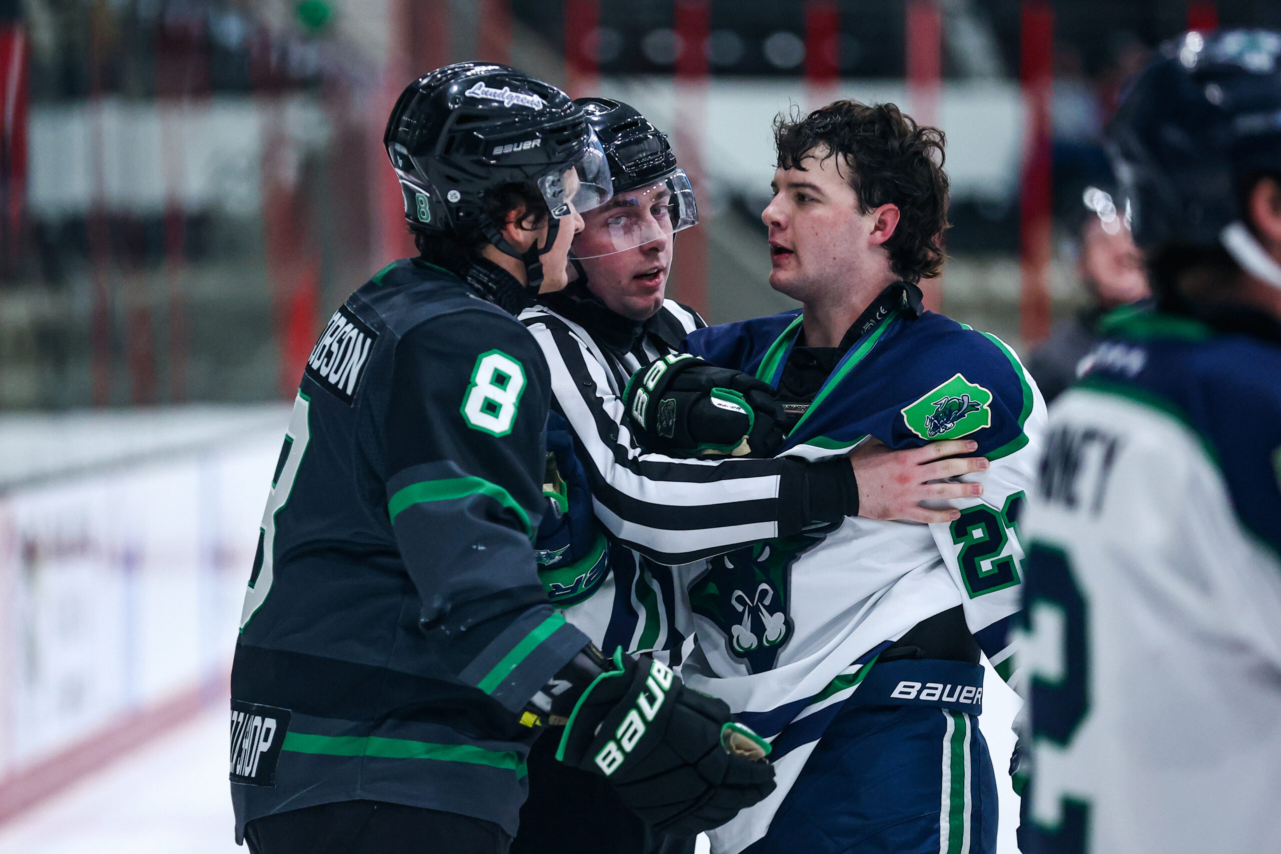NA3HL HKY Minnesota v North Iowa